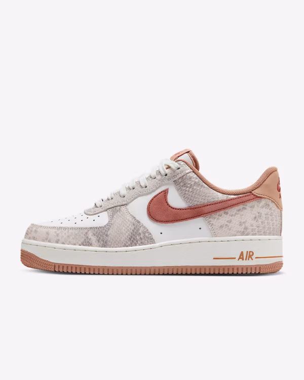 Air-Force-1-_07-LV8