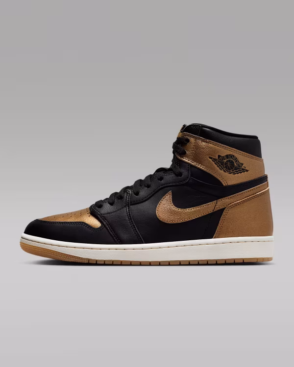 Air-Jordan-1-Retro-High-OG-_Black-and-Gold_